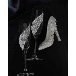 New Hochzeitsaccessoires Hochzeitsgläser Sektgläser Hochzeitskerzen Brautaccessoires mit Namen Perlen Ringbox Cinderella Hochzeitsdeko