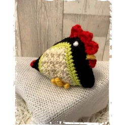 Best Huhn/Henne in liebevoller Handarbeit hergestellt mit vielen Details - ca. 13 cm hoch - gehäkelt! Osterdeko