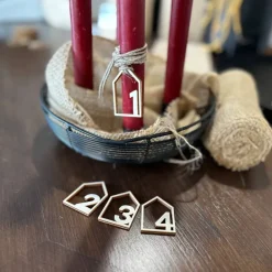 Clearance Häuschen-Anhänger Adventskranz aus Holz mit Zahlen 1-4 – natürliche Deko Adventskranz Zahlen