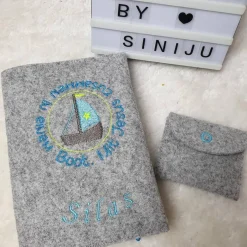 Gotteslobhülle|SiNiJu Individuelle Gotteslobhuelle  aus Wollfilz, personalisiert bestickt