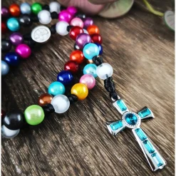 Clearance katholischer Rosenkranz, bunt, Farb- und Kreuzauswahl Rosenkränze
