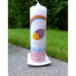 Discount Kerze zur Taufe bunter Fisch inkl Beschriftung Wachsverzierungen keine Folie kein Druck Taufkerzen