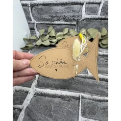 Online Kleine Aufmerksamkeit Fisch zur Taufe, Kommunion, Konfirmation, Firmung – Tischdeko & Geschenk mit Trockenblumen Gastgeschenke