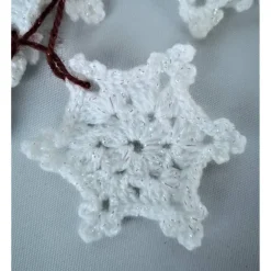 Baumschmuck|Hexenmasche kleine gehäkelte Stern/Schneeflocken im 10er Set rot, weiß oder hellblau