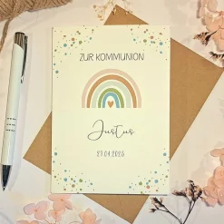 New Kommunionskarte personalisiert für Jungen – Glückwunschkarte Erstkommunion mit Name & Datum – Regenbogen Design Glückwunschkarten