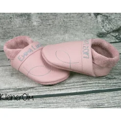 Hot Krabbelpuschen aus Leder mit Ichtys Fisch zur Taufe und Namen ab Gr. 18/19 - Lederpuschen Namens- & Taufschuhe