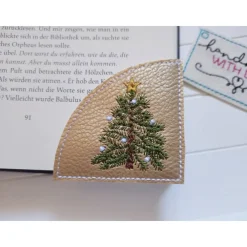 Discount Lesezeichen Tannenbaum gestickt aus Kunstleder gold – Weihnachts-Leseecke Geschenk Weihnachtsgeschenke