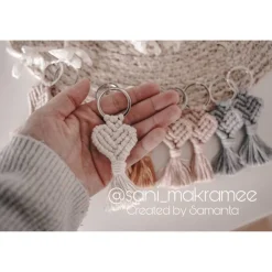 New Makrameeanhänger • Makramee • Herz • Schlüsselanhänger • Herzanhänger • Makrameeschlüsselanhänger • Accessoires • Nikola Gastgeschenke