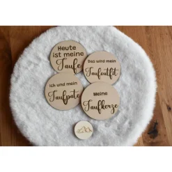 Online Meilensteinkarten Set für die Taufe, aus Holz, 10cm Durchmesser Dekoration