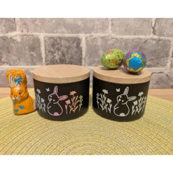 New Metall-Geschenkdose „Ostergrüße“ – kleine Osterverpackung in Holzoptik (ca. 6 × 8 cm) Geschenkverpackungen
