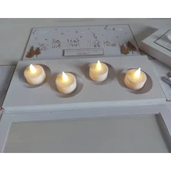 Sale Moderner Adventskranz to go in Explosionsbox mit Sichtfenster, handgefertigt Adventskränze