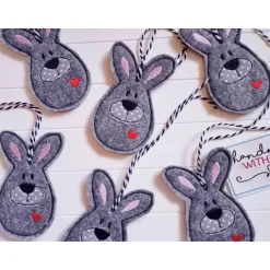 Osterdeko|SonnenGlueck Handmade Osterdeko Hase Filz Anhänger gestickt Osterhase Ostern Geschenk Frühlingsdeko Landhausstil