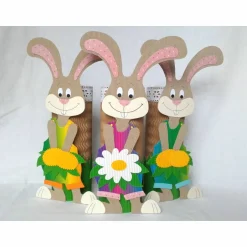 Discount Osterhase mit Geschenkbox als Osternest, Osterkörbchen oder Frühlingsdeko, Tischdeko, Osternest aus Wellpappe Osterkörbchen