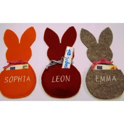 Geschenkverpackungen|Modeatelier-Hildegard Osterhasen Filz mit Tasche personalisierbar mit Name Geldgeschenk Gutscheine-Verpackung orange dunkelrot graumeliert
