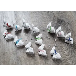 Hot Osterhäschen mit Halsband und Herzperle Osterhasen