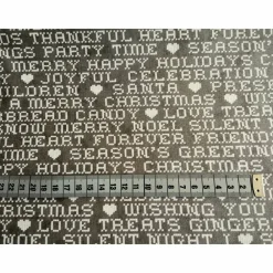Discount Patchworkstoff Weihnachten grau mit weißer Schrift von Hustle and Bustle BasicGrey – 100% Baumwolle, 112cm breit Weihnachtsstoffe