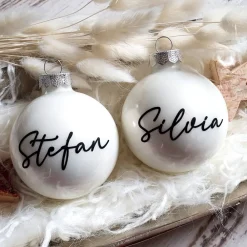 New Personalisierte Christbaumkugel / Weihnachtskugel mit Name oder Wunschtext - aus Glas - Ø 6 cm - Geschenkidee Baumschmuck Personalisierbar