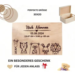 Dekoration|KreativePeri Personalisierte Erinnerungskiste für Babys - Safari-Tiermotiv - mit Name und Datum personalisiert.