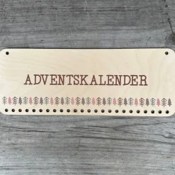 Adventskalender|Werkstatt am See Personalisierter Holz-Adventskalender mit Baummuster