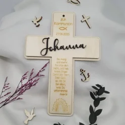 Personalisiertes Kreuz aus Holz zur Kommunion Pate Geschenk Handarbeit Wanddeko Tischdeko Geschenke