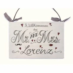Outlet Personalisiertes Türschild aus Holz – Geschenk für Paare & Hochzeitsgeschenk Mr. AND Mrs. mit Namen Gastgeschenke