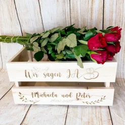 Clearance Präsentkorb, Hochzeit, Hochzeitsgeschenk mit persönlicher Wunschgravur Hochzeitsdeko