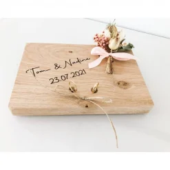 Online Ringbrett Ringkissen zur Hochzeit aus hochwertigem Eichenholz mit Wunschgravur Ringkissen