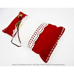 Rotes Ringkissen mit weißer Spitze – Handgemachtes Unikat für die Hochzeit, ca. 23x12 cm Ringkissen