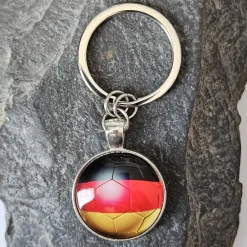 Outlet Schlüsselanhänger Fußball Deutschland silberfarben – hochwertiger Glascabochon Geschenke