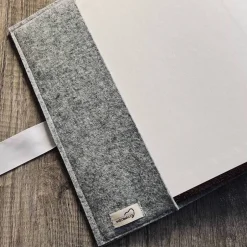 Clearance Schutzumschlag SCHLEIFE Fotoalbum Wollfilz bestickt personalisierbar Fotoalbum & Gästebuch