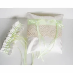 Clearance Seiden-Ringkissen, Ringkissen Seide mit Spitze, Strumpfband Gothik, Handarbeit, Ringkissen-Hochzeit, Ringkissen mint, Ringkissen Wildseide Ringkissen