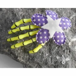 Accessoires|Punkrockdesign Skeletthand Haarklammer Stern polka dots