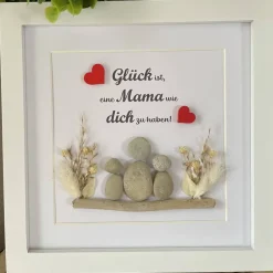 Steinbild Mama mit Kindern – Personalisiertes Unikat mit Trockenblumen | Geschenk Muttertag, STB-160 Geschenke