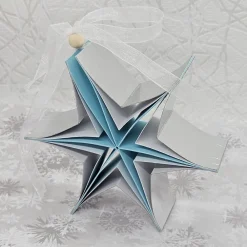 Stern in der Schachtel – 3D-Faltstern in Hellblau, Weiß & Silber mit Anleitung Geschenkverpackungen