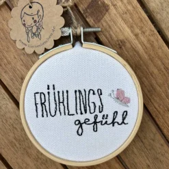 Stickrahmen // Frühlingsgefühl // Ostern // Frühling Osterdeko