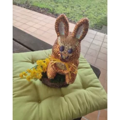 Sale Tischdeko auf Baumscheibe Ostern Hase in Paillettentechnik Osterdeko