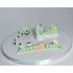 Tortendekoration|Tortendeko by Mona Tortendeko Tortentopper Zuckerfigur  Taufe Geburt Baby