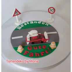 Tortendekoration|Tortendeko by Mona Tortendeko Tortentopper Zuckerfigur  Führerschein Prüfung