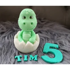 Tortendekoration|Annetts Zuckerfiguren Tortendekoration Dino, Fondant Dino, Deko Teddy