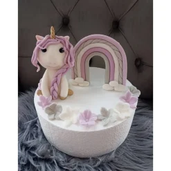 Tortendekoration|Annetts Zuckerfiguren Tortendekoration Regenbogen, Fondant Figuren Einhorn,