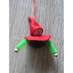 Baumschmuck|CreativBaer vier kleine Filzwichtel mit Glöckchen - rot-grün-schwarz