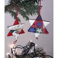 Baumschmuck|Beate Modell Beckum Weihnachtanhänger Sterne aus Baumwollstoff in Rot oder Blau