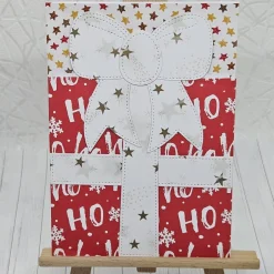 Weihnachtskarten|Kleine Schätze Weihnachtliche A6-Grußkarte mit Gutscheinfach – Rotes Geschenkdesign mit Sternen-Schleife & Umschlag