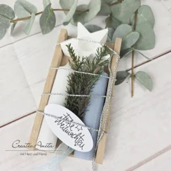 Weihnachtsgeschenke|CreativAnita Weihnachtsgeschenk Kerzen - Stabkerzen Eisblau und Weiß mit Sternkerzenständer -Frohe Weihnachten-