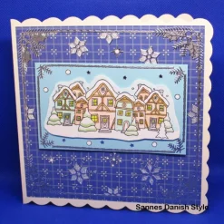 Sale Winterdorf Karte – Handgemachte Winterkarte mit verschneitem Dorf & Glitzerstickern, 15 x 15 cm Weihnachtskarten