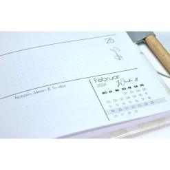 Clearance Wochenkalender & Terminplaner 2026 A5 Hardcover mit vielen Extras personalisiert botanisch mit Silberblatt in Beige Geschenke