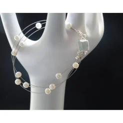 Zartes Braut-Schmuckset 3-teilig, echte schwebende Perlen, 3-reihige Kette, Armband, Ohrstecker Sterling Silber 925 Brautschmuck
